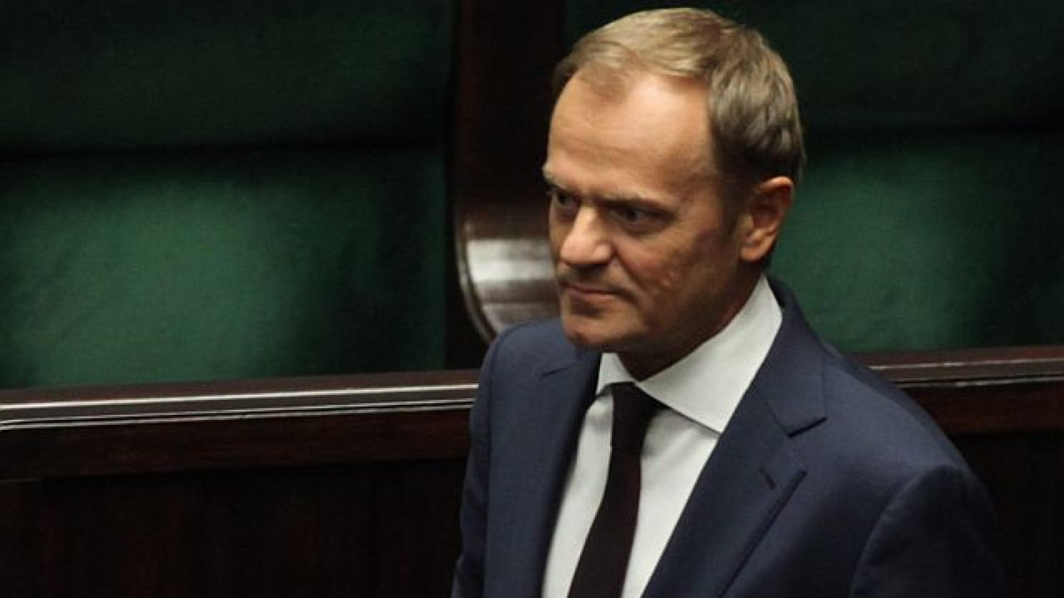 Donald Tusk krytukuje expose Ewy Kopacz .