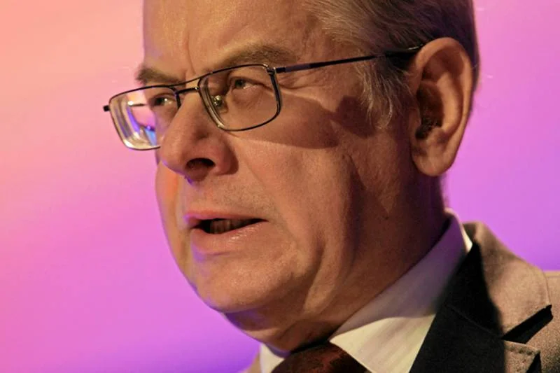 Prof. Tomasz Nałęcz