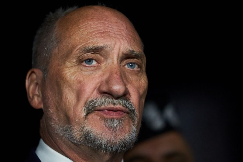 Minister Antoni Macierewicz był gościem Tadeusza Rydzyka razem z ministrem Mariuszem Błaszczakiem. Szef MON wypowiedział wiele ciepłych słów pod adresem kobiet.
