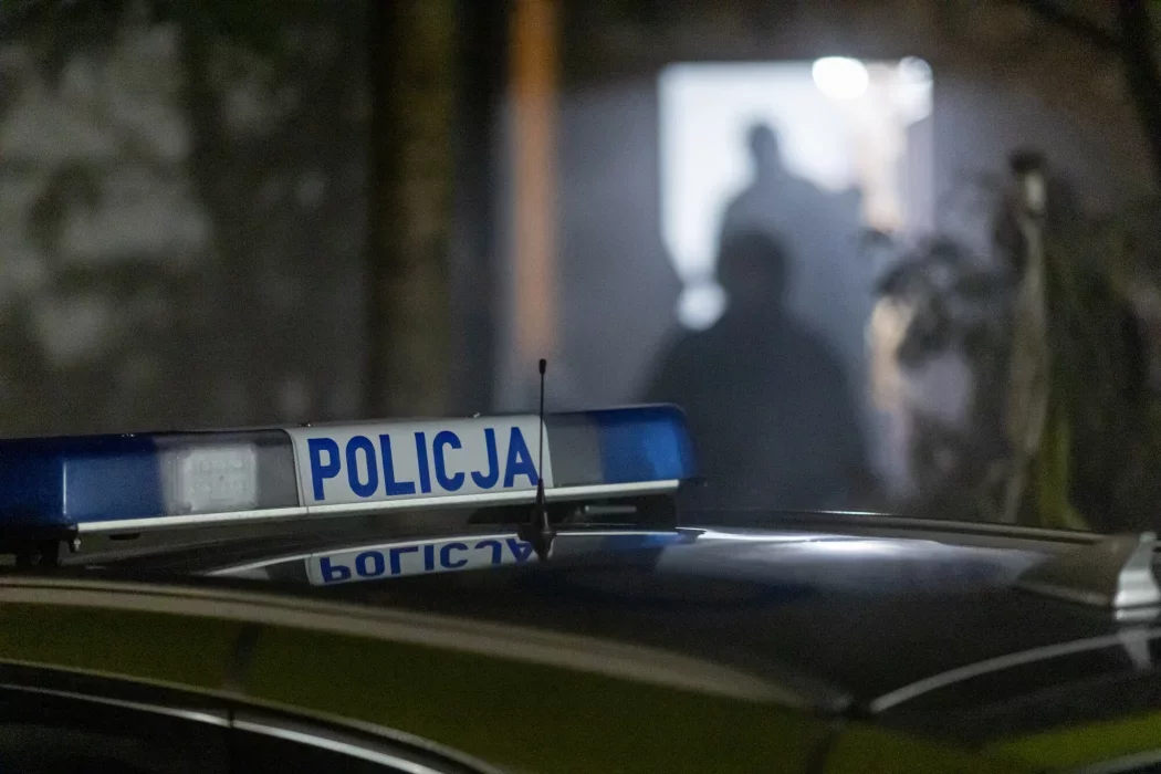42-latek przyznał się do zabicia żony i córek.