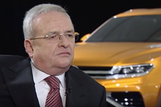 Martin Winterkorn, twierdził, że VW robi najlepsze samochody na świecie tymczasem "afera spalinowa" dowodzi, że koncern kłamał w raportach toksyczności spalin