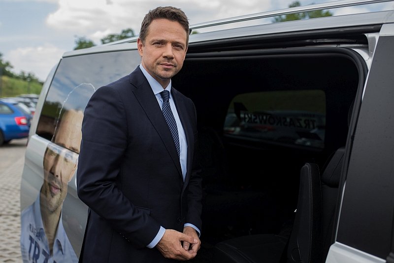 Rafał Trzaskowski interweniował ws. chorego człowieka, który groził mu śmiercią. Rafał Trzaskowski interweniował ws. chorego człowieka, który groził mu śmiercią.