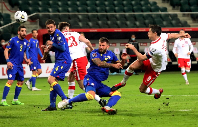 W taki sposób Robert Lewandowski otworzył wynik meczu Polski z Andorą