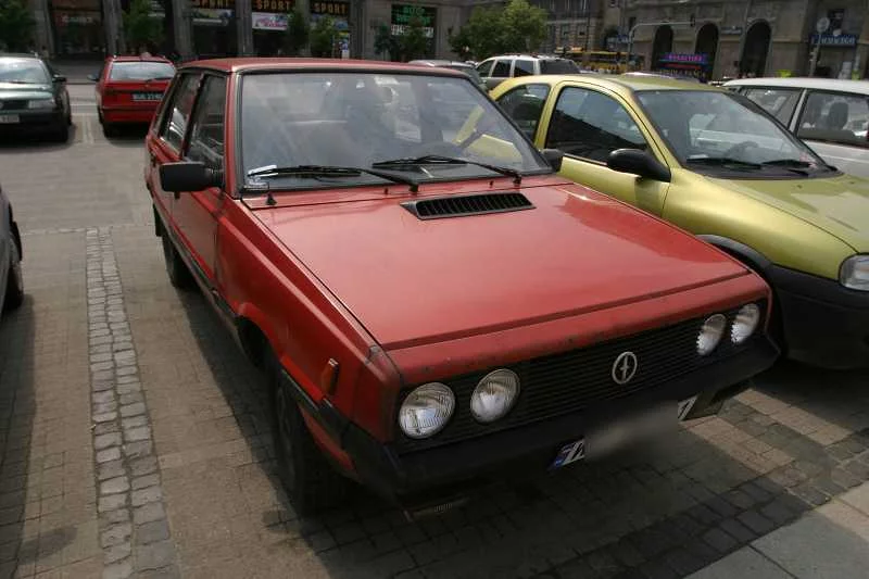 Polonez na Placu Konstytucji w Warszawie