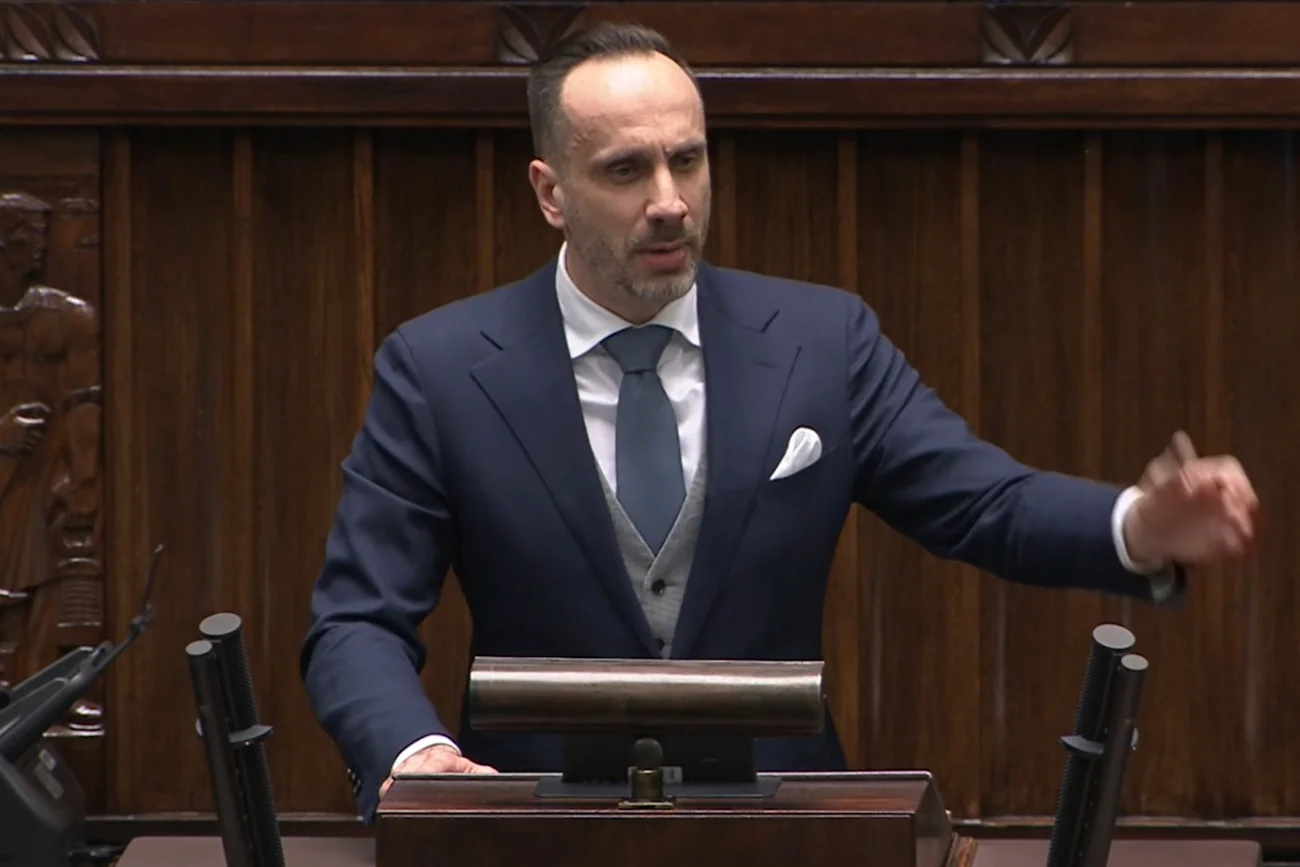 Janusz Kowalski po raz kolejny uderzył w opozycję.