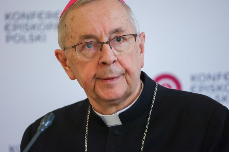 Czy Kościół Katolicki popiera kwestię reparacji wojennych?