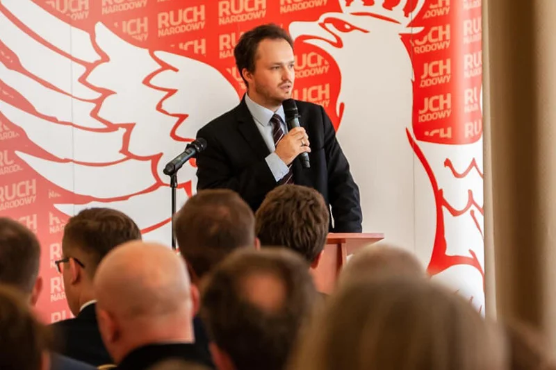 Witold Tumanowicz, wiceprezes Stowarzyszenia Marsz Niepodległości, zapewnia, że organizatorzy marszu odcinają się od wszelkich treści antysemickich i faszystowskich.