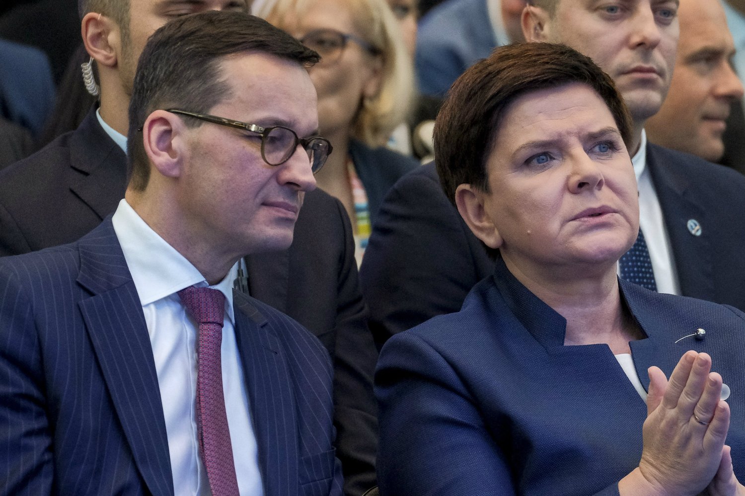 Mateusz Morawiecki i Beata Szydło. Kto z nich jest lepszym premierem?