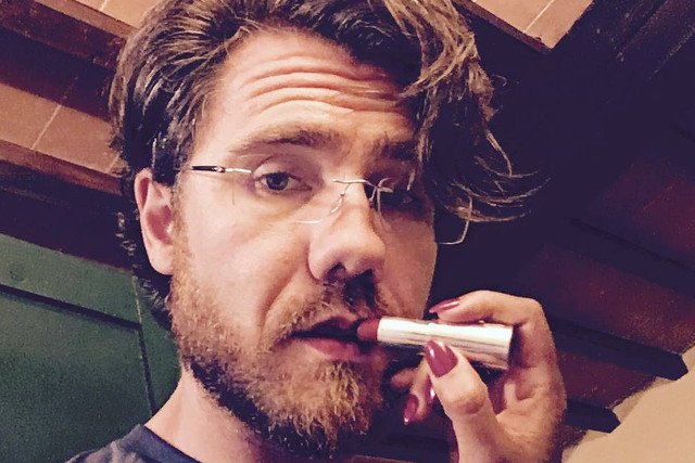 Gdybym był kobietą... - Mateusz Grzesiak zastanawia się, co by wtedy zrobił.