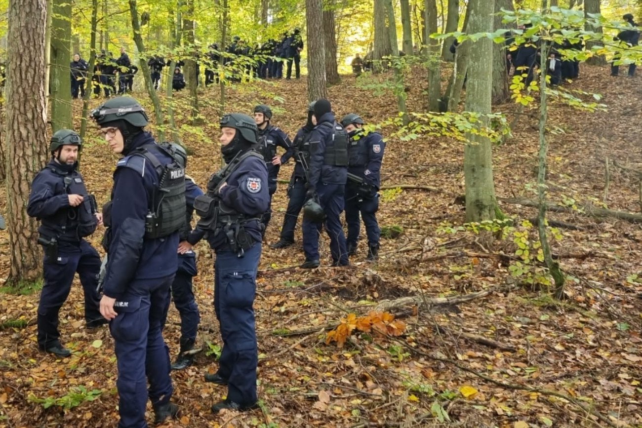 Interpol wydał czerwoną notę ws. Grzegorza Borysa. Co to oznacza?