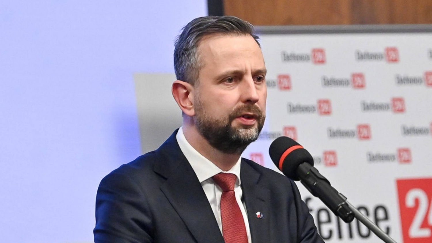 Broń z USA dla Europy zagrożona. Kosiniak-Kamysz wskazuje spore ryzyko