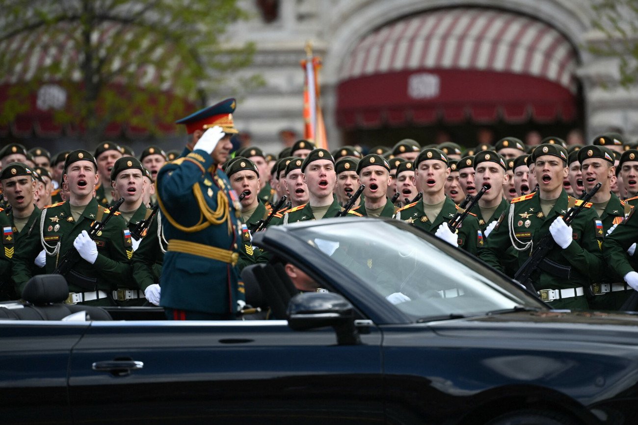 Siergiej Szojgu pojawił się na paradzie w Moskwie