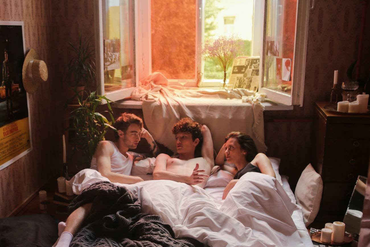 Otwarty związek. Na czym polega otwarte małżeństwo?