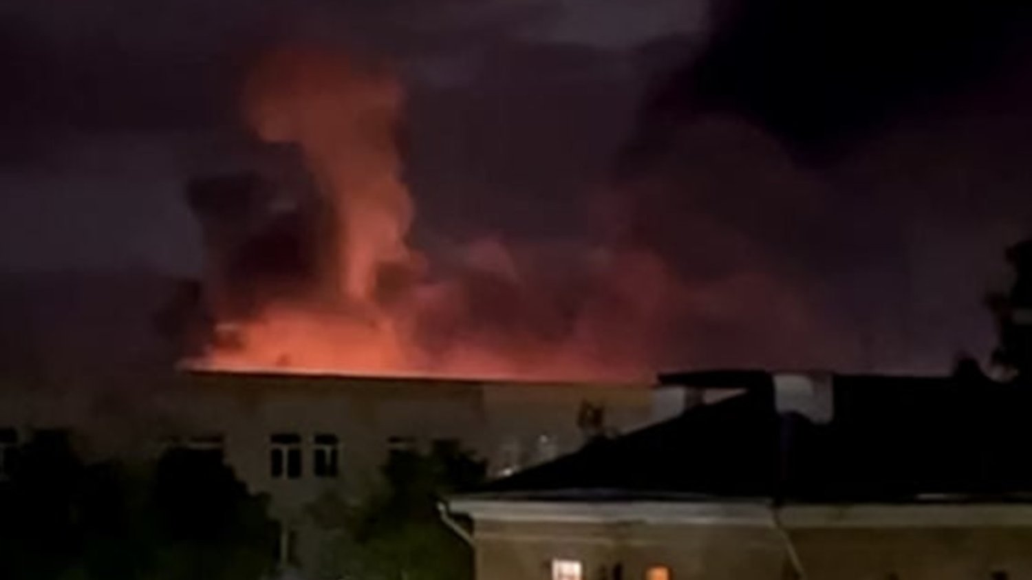 Nocny zmasowany atak dronów nad Rosją