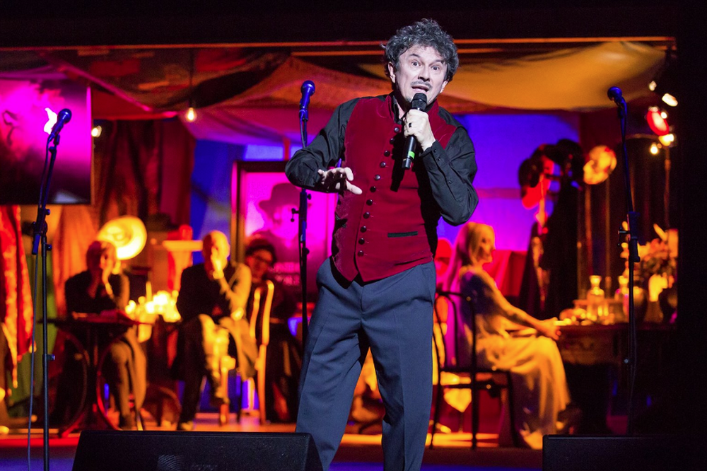 Jacek Wójcicki wykonał piosenkę krytykującą "Dobrą zmianę".