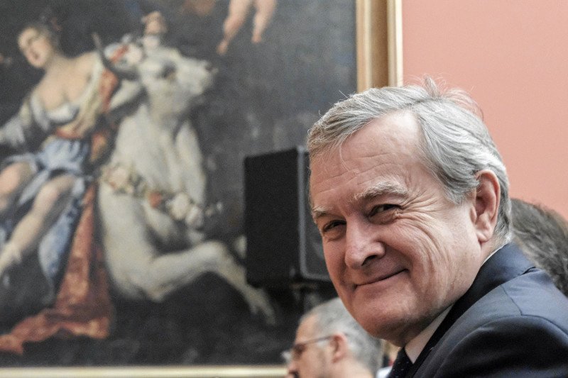 Minister Piotr Gliński znów znalazł się pod ostrzałem krytyki – tym razem za sprawą braku dotacji dla "Dwutygodnika".