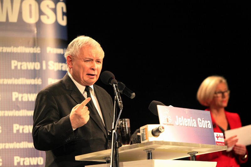 Prezes PiS Jarosław Kaczyński przedstawił program swojej partii na spotkaniu z mieszkańcami Jeleniej Góry