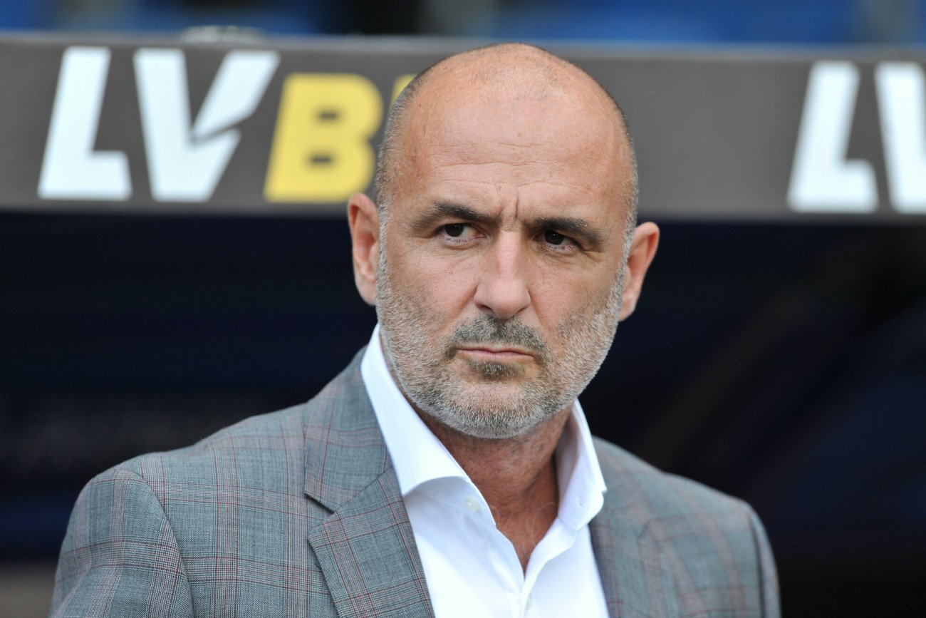 Michał Probierz po wielu latach pracy w piłce klubowej teraz będzie próbował swoich sił w roli selekcjonera kadry U-21.