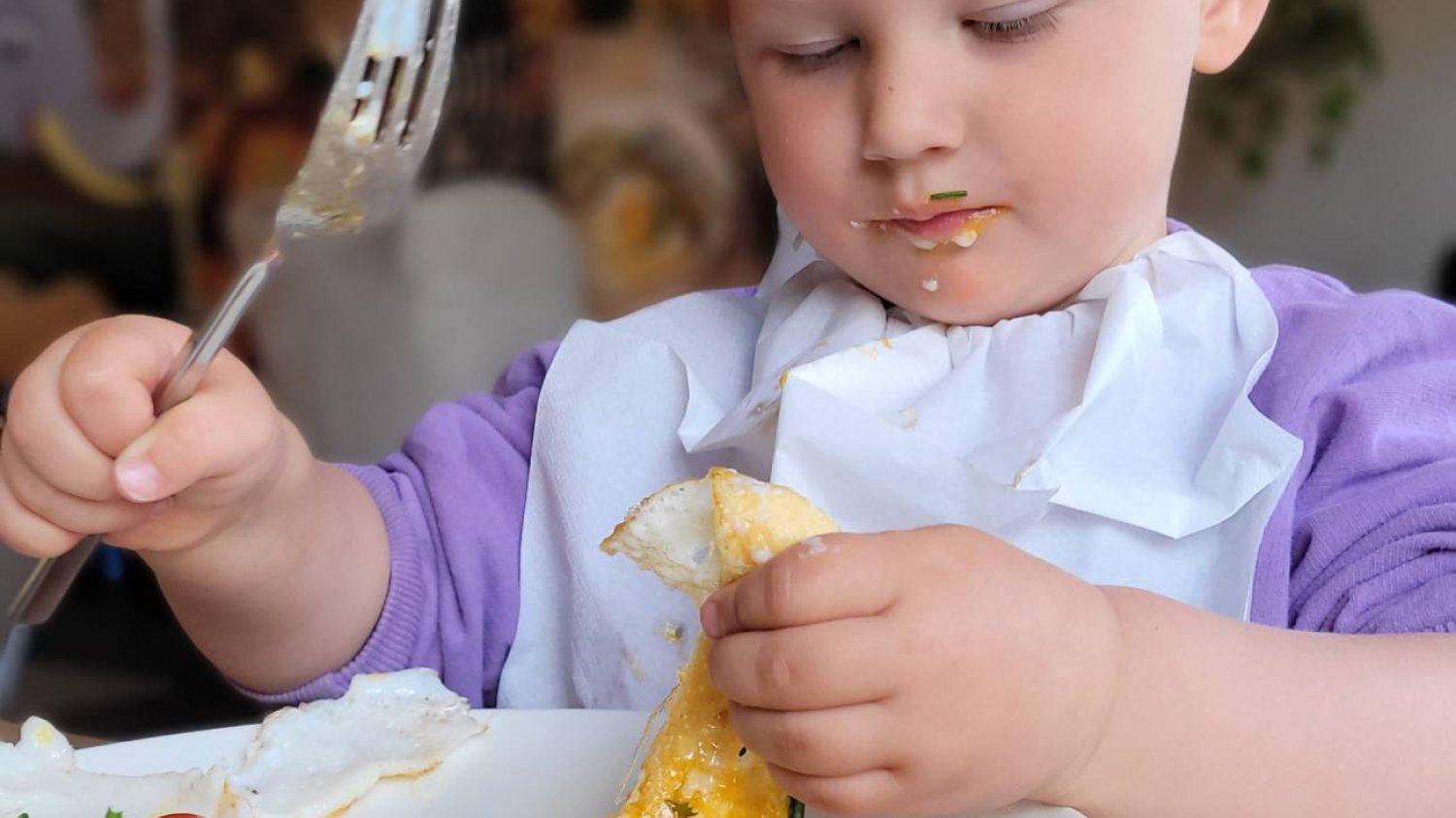 Dziecko w restauracji jest irytujące? Oto, dlaczego zabieram tam moje