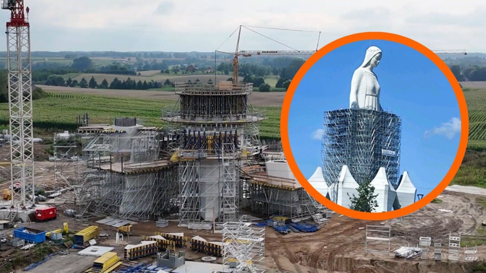 Figura Matki Bożej 55 m — poświęcenie 15 sierpnia, koszt 100 mln zł