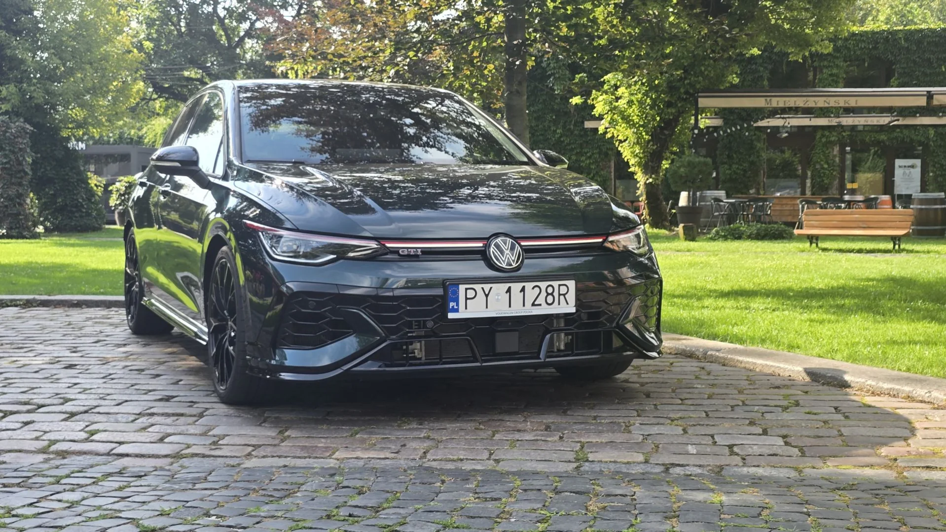 To najlepszy współczesny Golf, jakim jeździłem. GTI Edition 50 po prostu niszczy system [TEST]