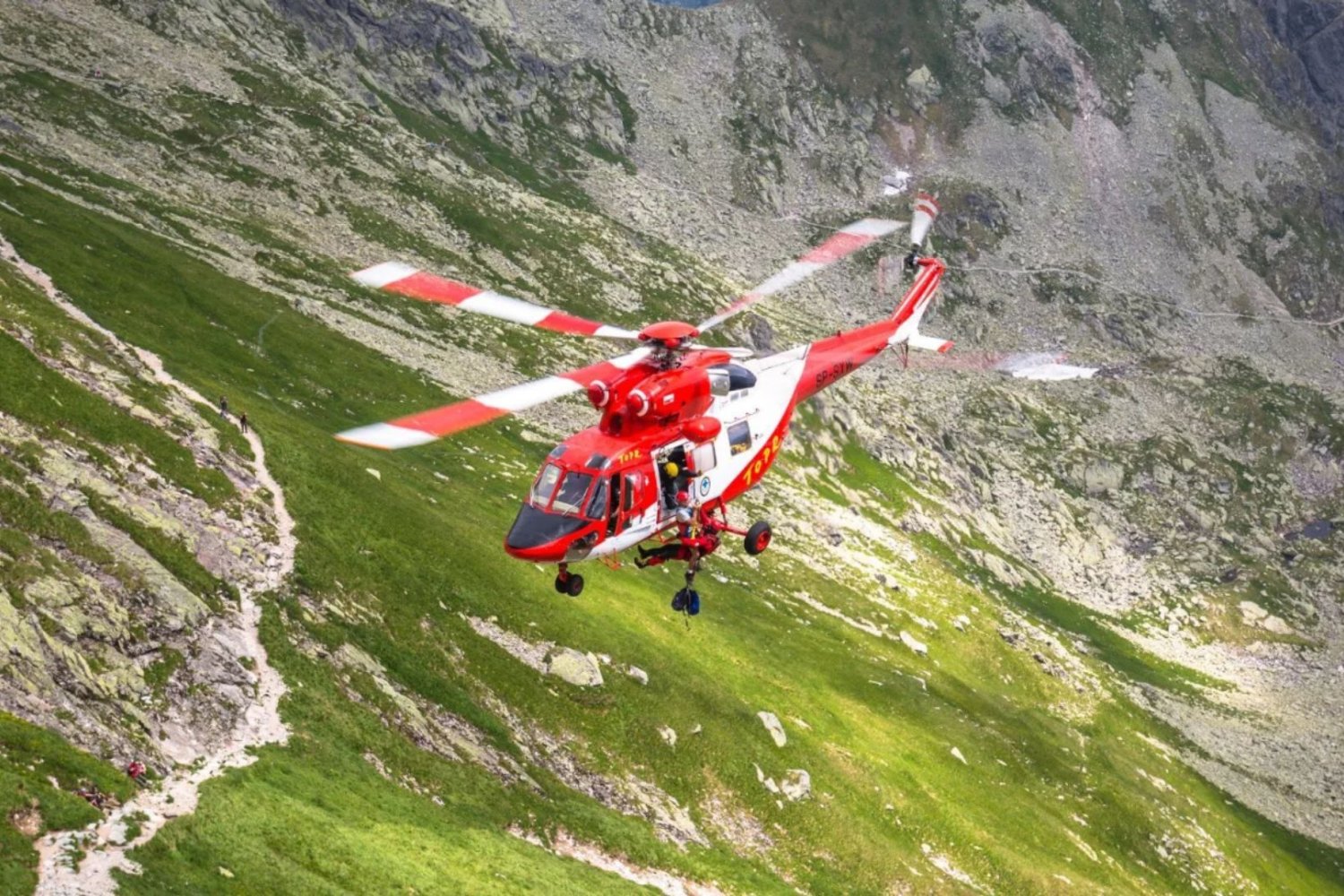 Tragiczny finał poszukiwań w Tatrach. Nie żyje 27-letni turysta z Polski Góry, Tatry, TOPR