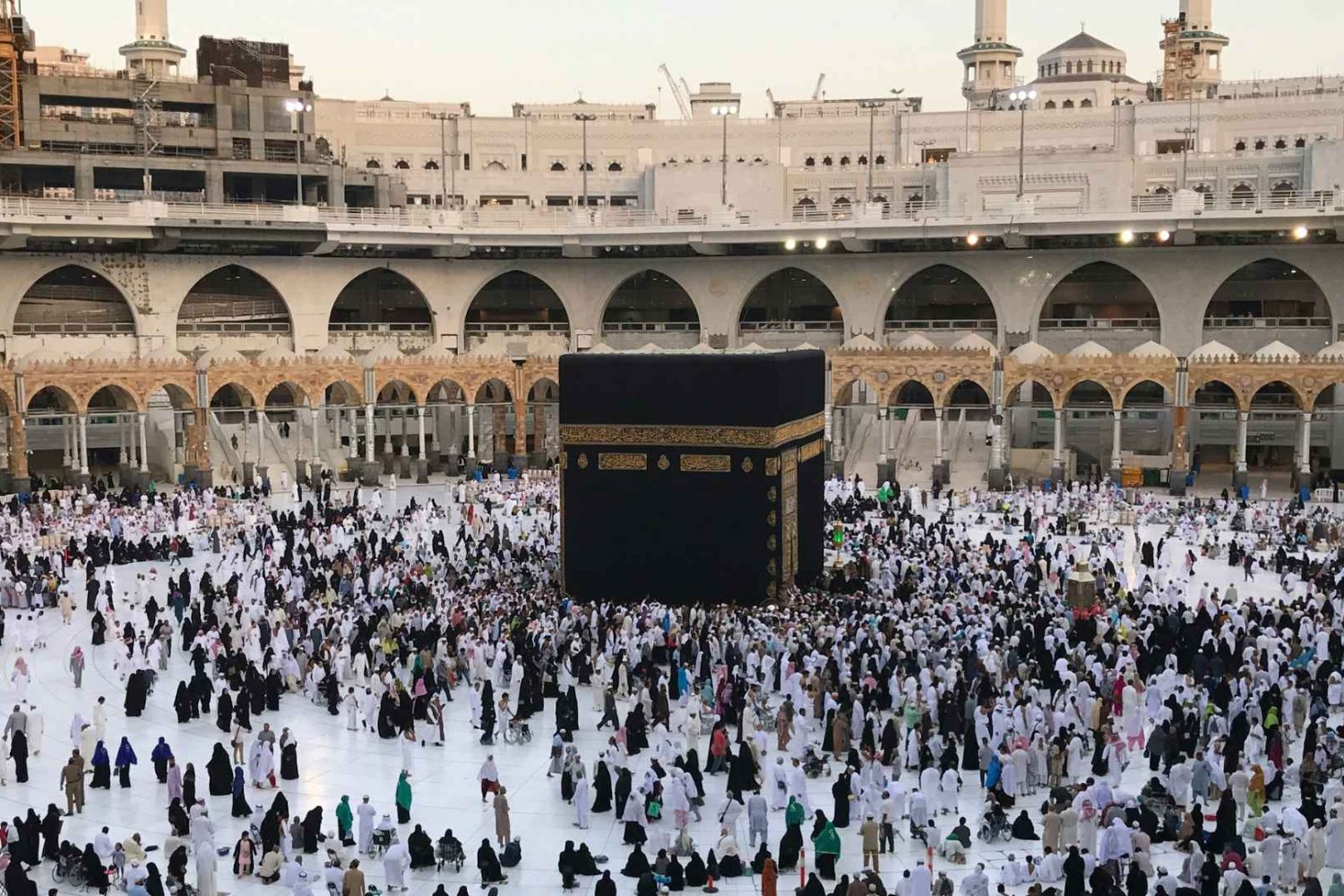 Hadżar w Al-Kaba w Mekce.