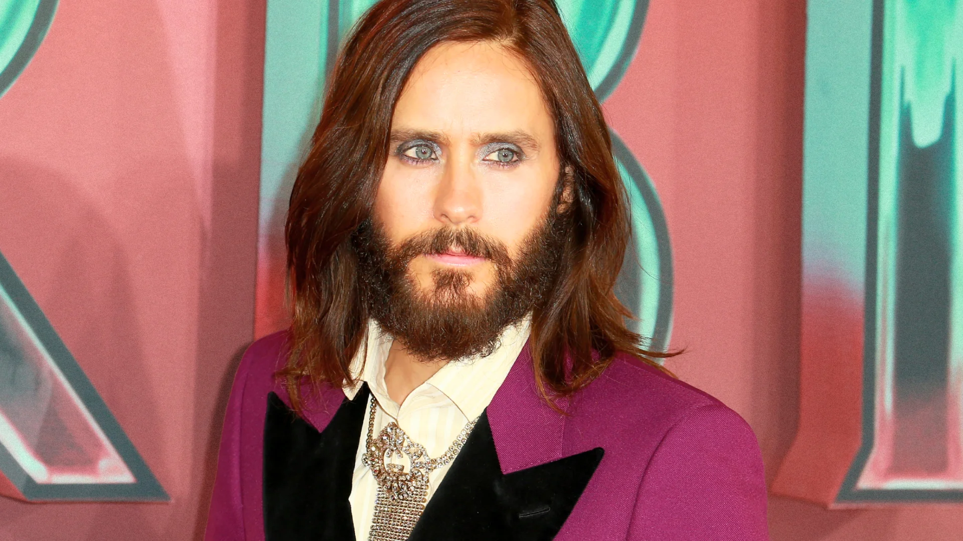 Jared Leto stanowczo zaprzecza. W nowym dokumencie BBC oskarża go aż 10 kobiet