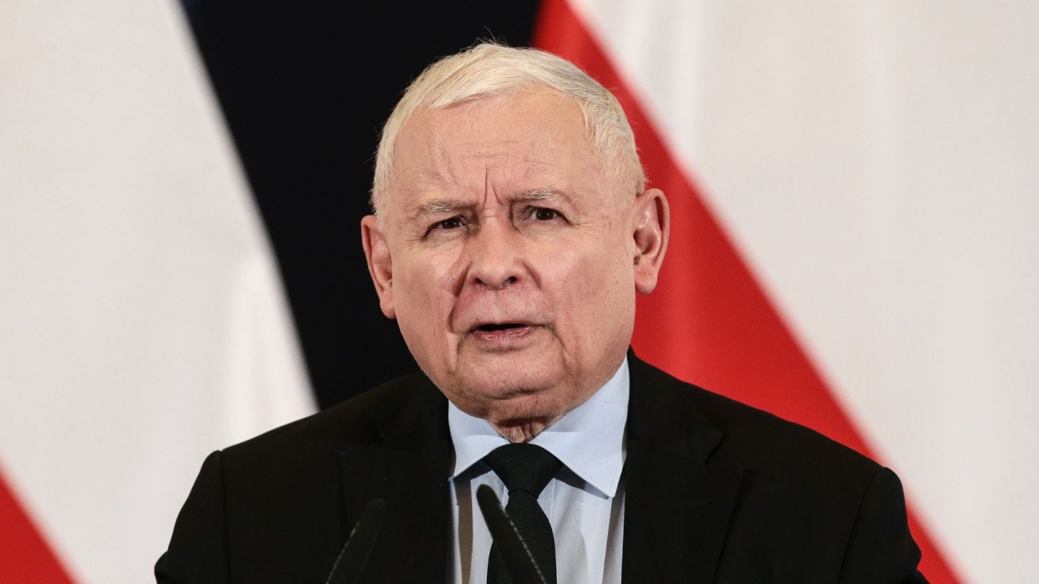 Porażający sondaż dla PiS. Morawiecki zabiera im potężną część wyborców