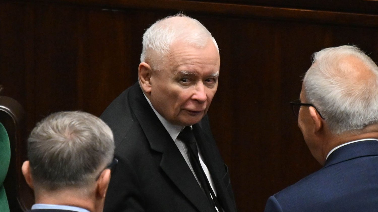Kaczyński zmienił ton wobec Morawieckiego. Reszta PiS-owców dostała jasny sygnał Jarosław Kaczyński