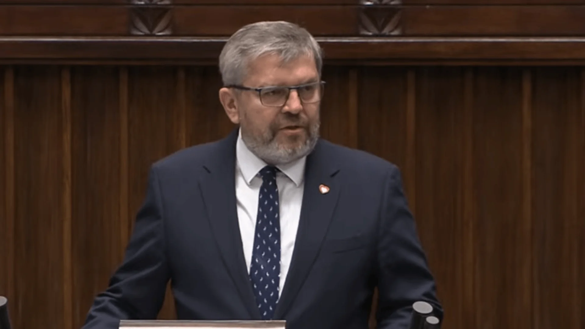 Blamaż posła KO tuż przed wyborem Berka. Zachwalał, a choćby nie znał imienia