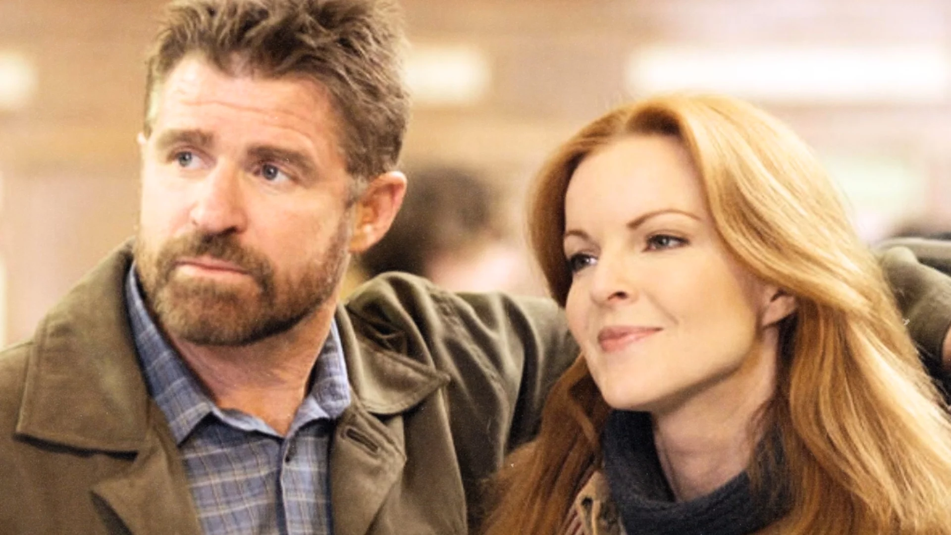 Serial sprzed 20 lat niespodziewanym hitem Netflixa. Ludzie tęsknią za starą telewizją Treat Williams i Marcia Cross w serialu "Everwood"