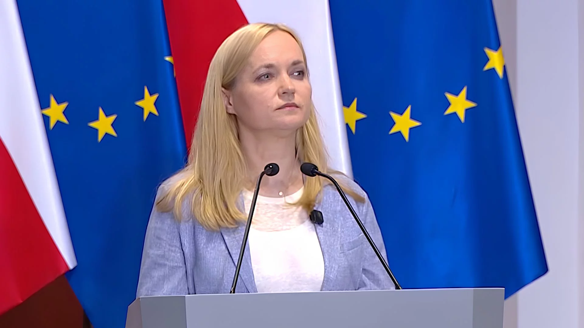 Zmiany w ochronie zdrowia. Tylko spójrzcie, jak ministra chce ugasić pożar