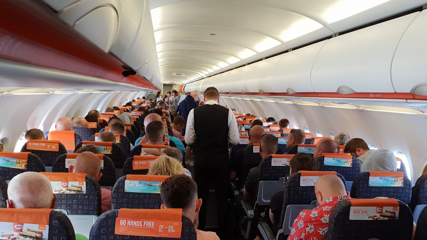 Samolot był za ciężki, kapitan postawił na swoim. Tylko część pasażerów klaskała