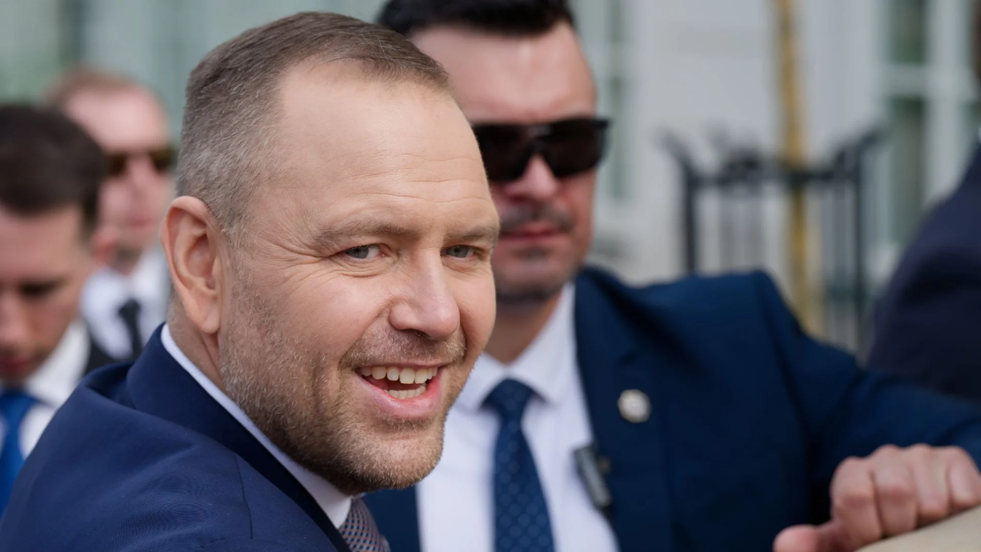 Nawrocki spojrzy na nowy sondaż i aż zaklaszcze. 16 p.p. smakuje szczególnie