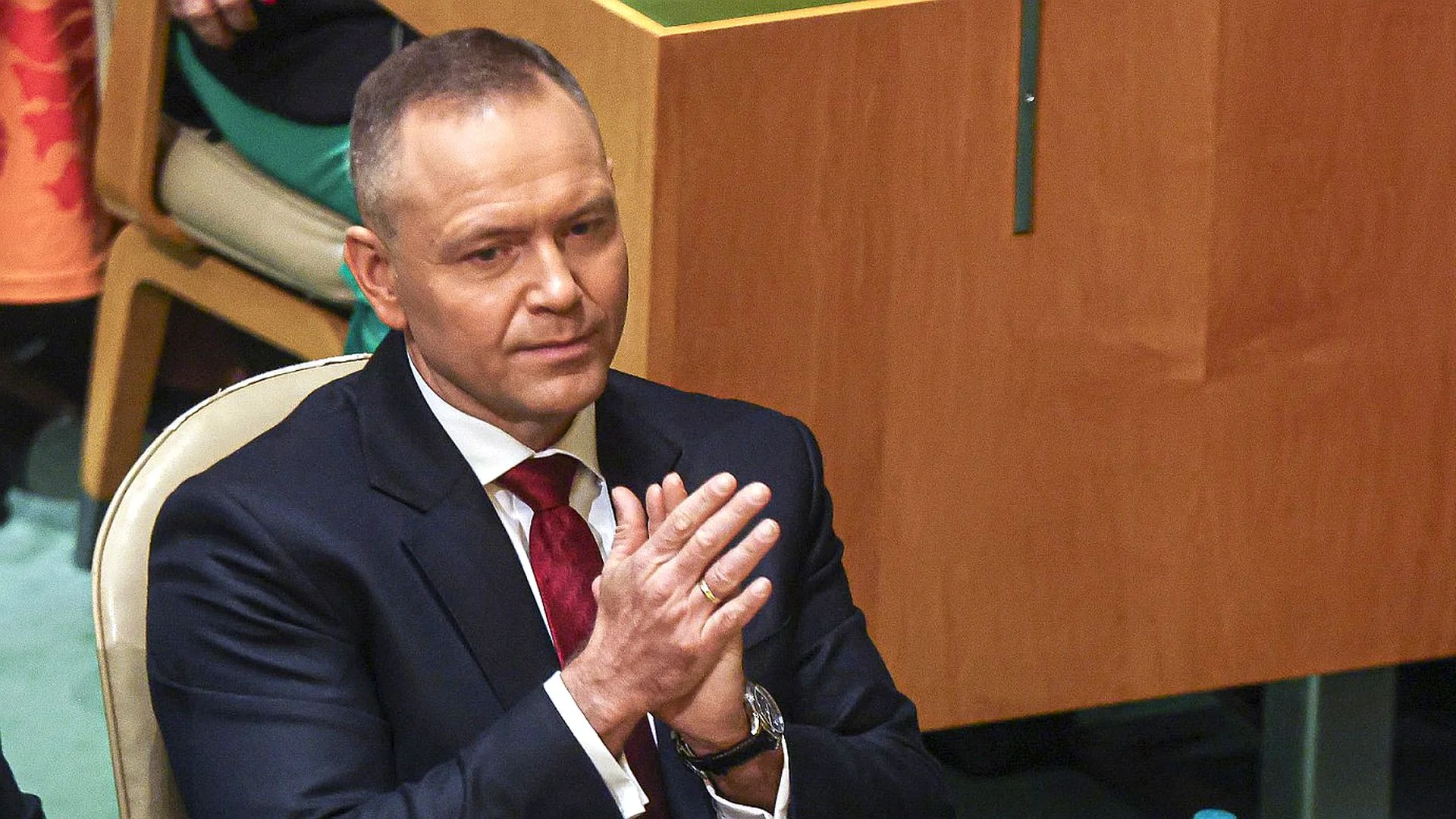 Nawrocki w potrzasku po decyzji Waszyngtonu. Trump zaprasza Polskę i… Putina do jednego stołu Karol Nawrocki, prezydent