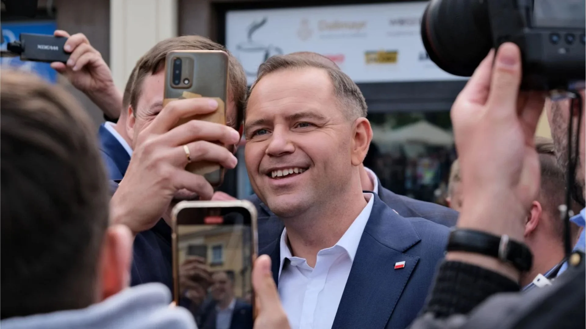 Sondaż na rocznicę prezydentury Nawrockiego. U wyborców koalicji padło 0