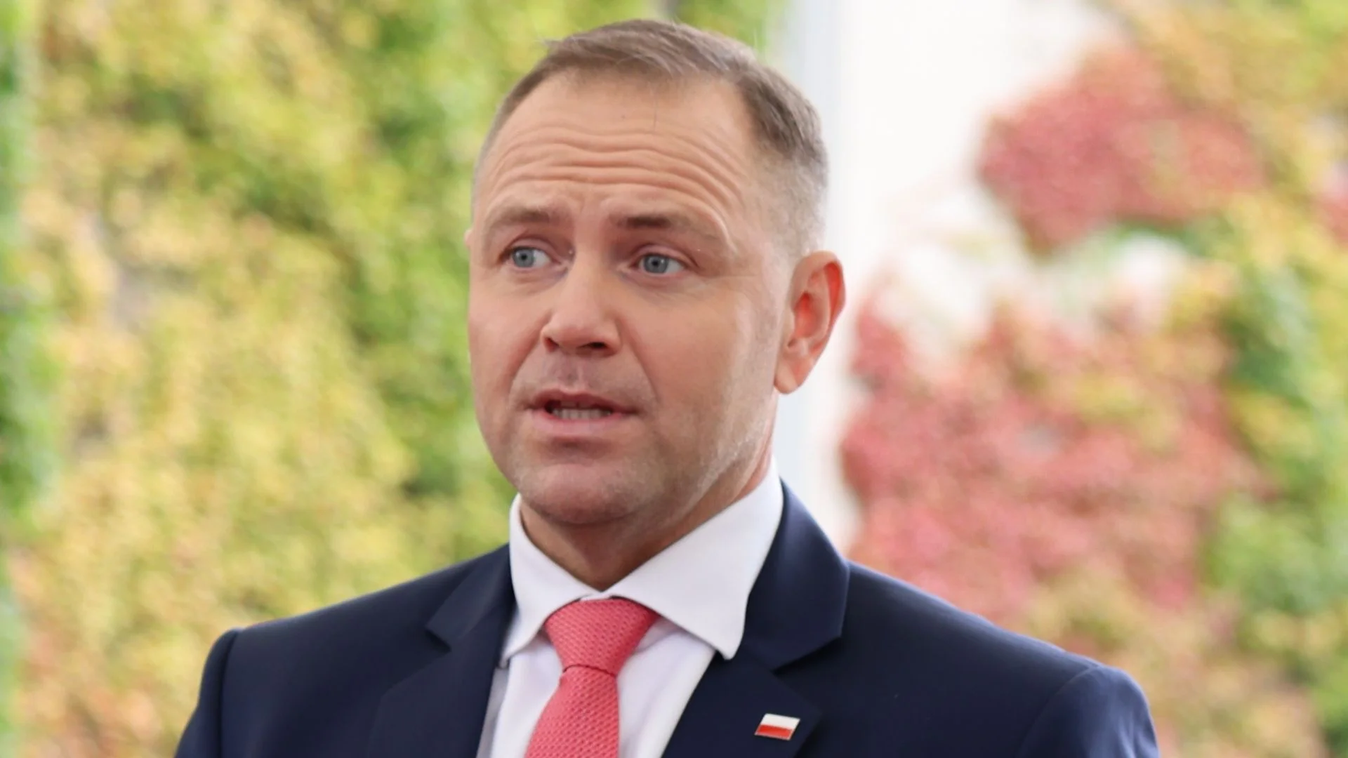 Nawrocki podpisał się pod podatkiem od pieniędzy. OKI wchodzi lada dzień Karol Nawrocki