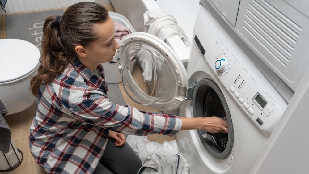 Washing machine Eco mode uses less electricity than short cycles — use it