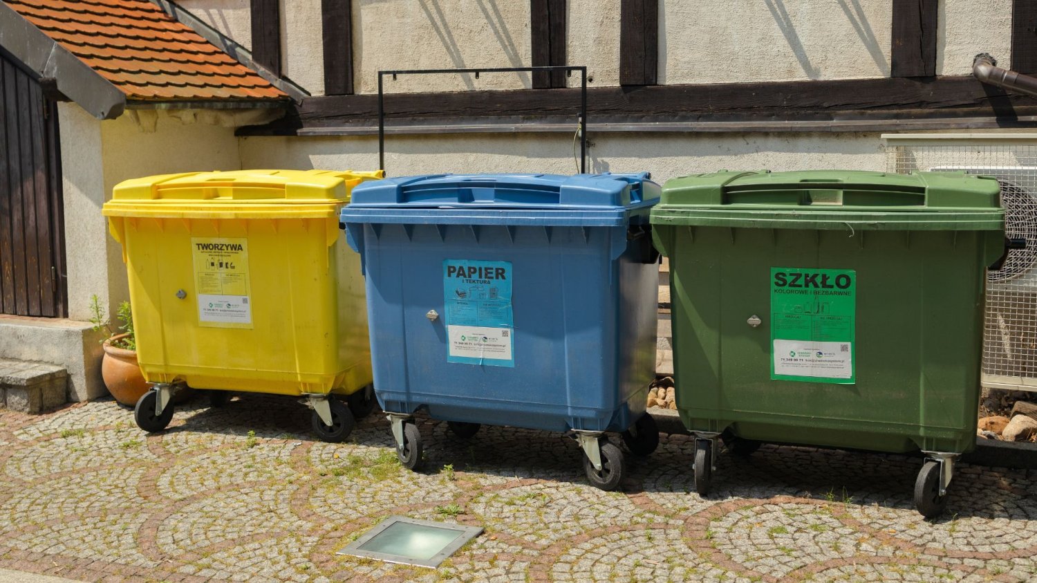 Kosz na śmieci, kontener na śmieci