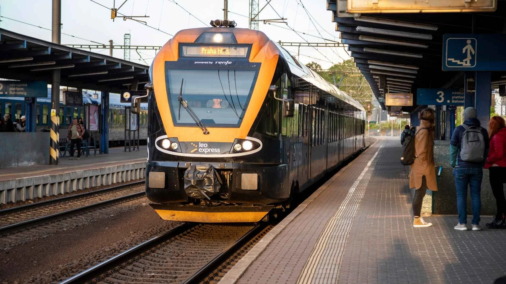 Czesi zawieszają trasę z Polski. Pasażerowie na lodzie, przewoźnik rozkłada ręce Leo Express