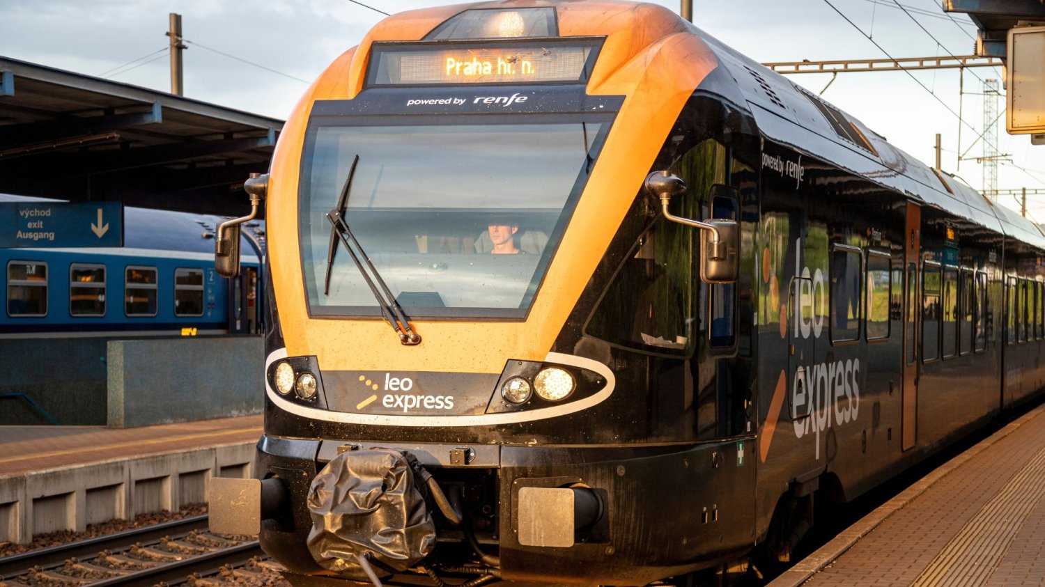 Leo Express vs PKP Intercity. Kto wygra walkę o polskiego pasażera? Leo Express vs PKP Intercity. Wojna na ceny