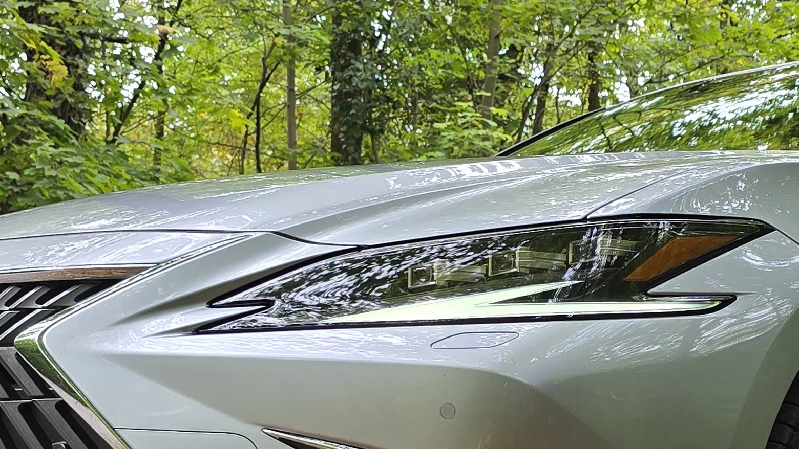 Lexus ES