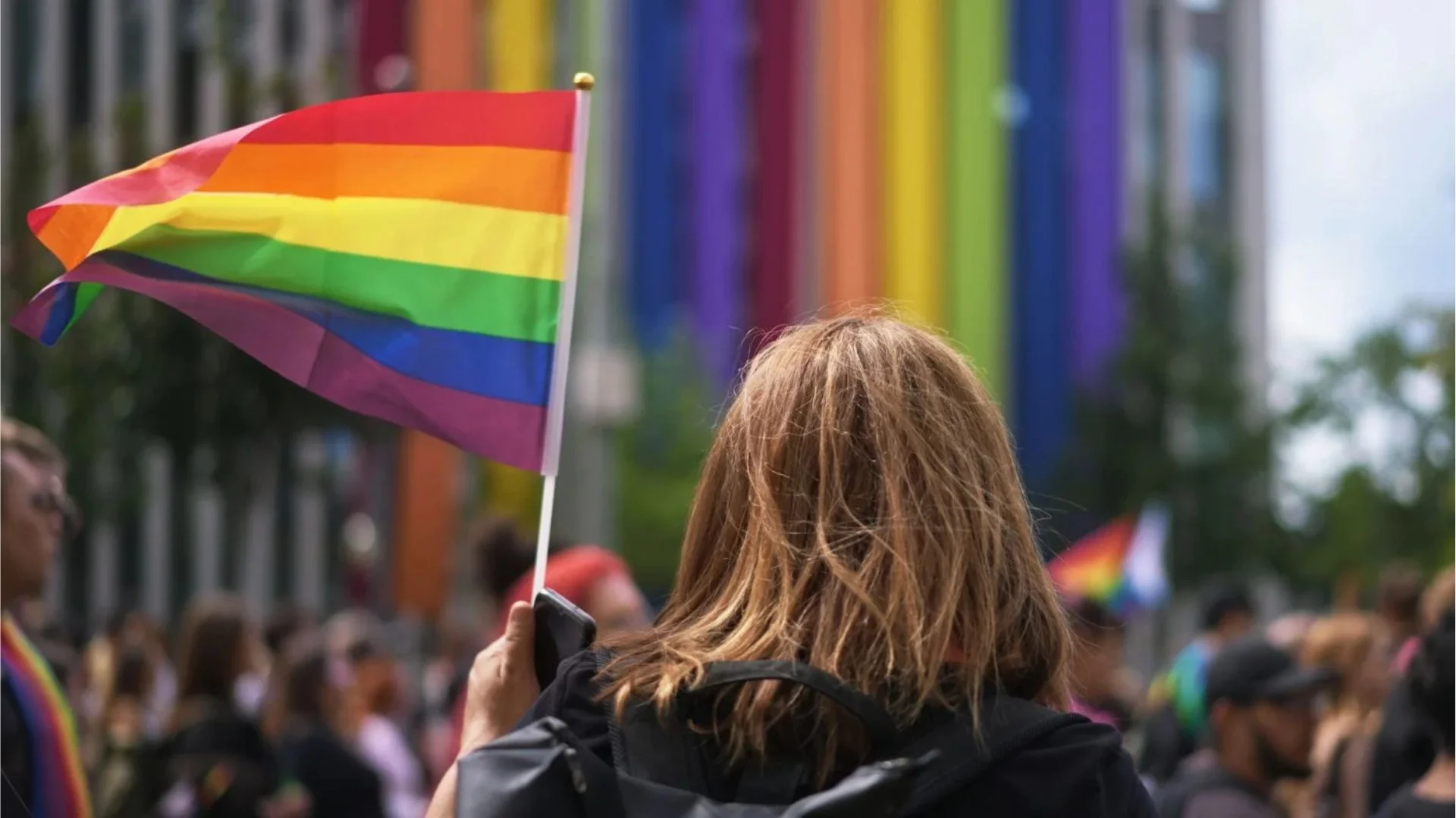 Małżeństwa jednopłciowe mają dziś powód do radości. Rewolucyjne przepisy weszły w życie LGBT, pary jednopłciowe, związki jednopłciowe, małżeństwa jednopłciowe, związki partnerskie
