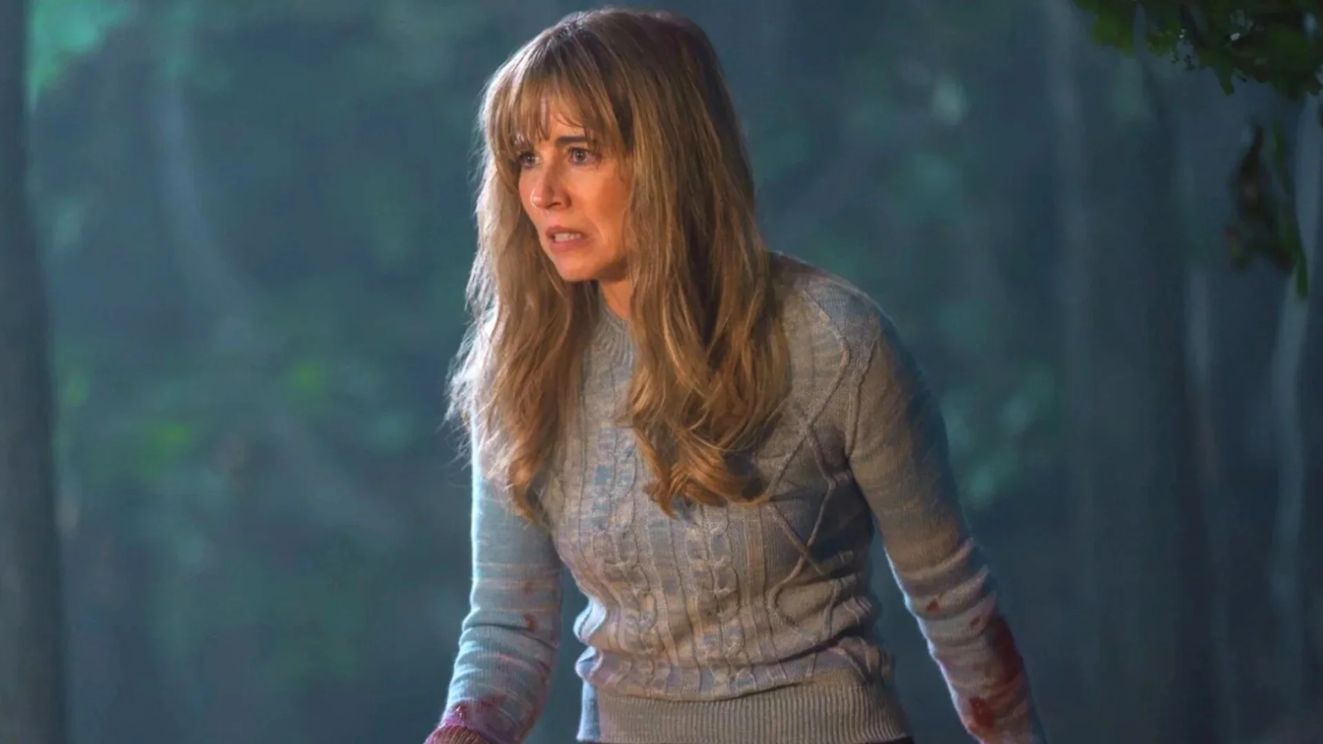 Linda Cardellini w "Crystal Lake"