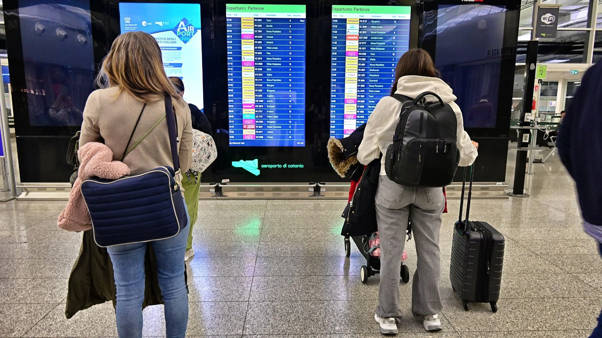 Ryanair i Wizz Air znów masowo odwołują loty. Polacy prędko nie wrócą z wakacji