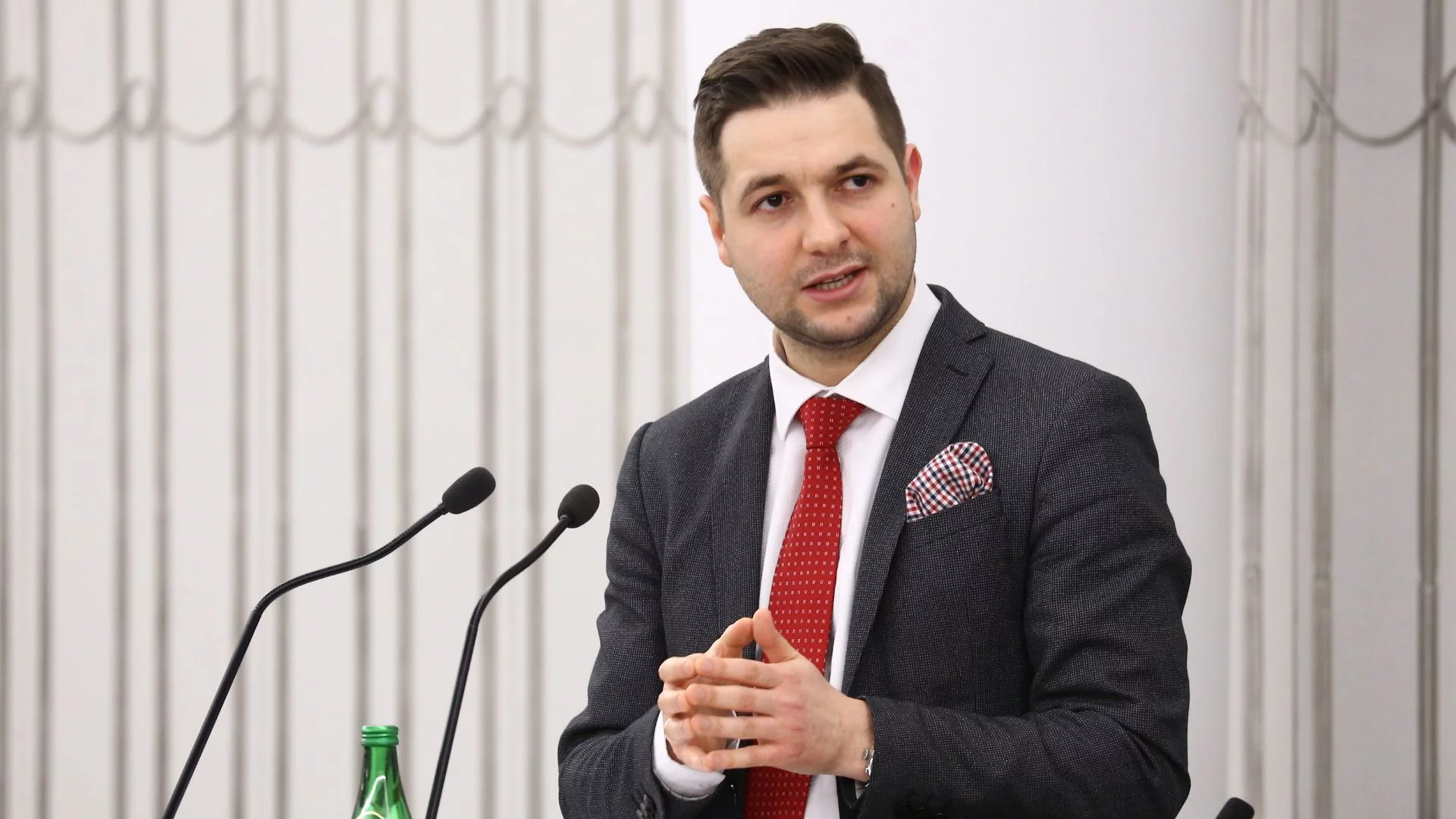 Patryk Jaki znów może stracić immunitet. Jest wniosek o przymusowe doprowadzenie