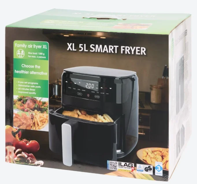 Air fryer z Action to jeden z najtańszych 5-litrowych modeli. Opinie kupujących są zaskakująco zgodne Frytkownica beztłuszczowa 5 l w Action