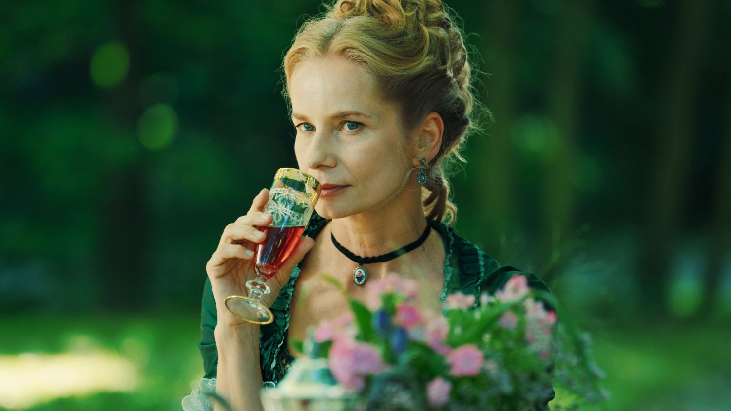 "Lalkę" Netfliksa ogląda cały świat. Hejterzy popatrzą na nowe dane i pobledną