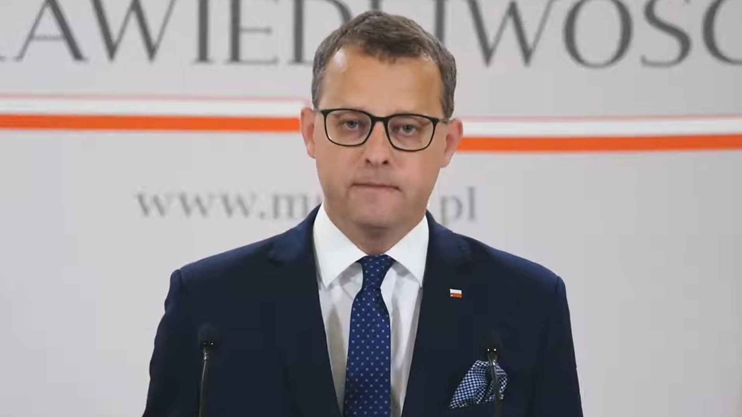 Romanowski nie chciałby tego zobaczyć. 60,3 proc. w sondażu zupełnie nie po jego myśli Marcin Romanowski